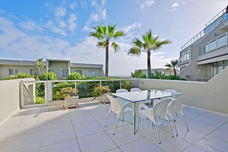 1 Bedroom Property for Sale in Bloubergstrand Western Cape